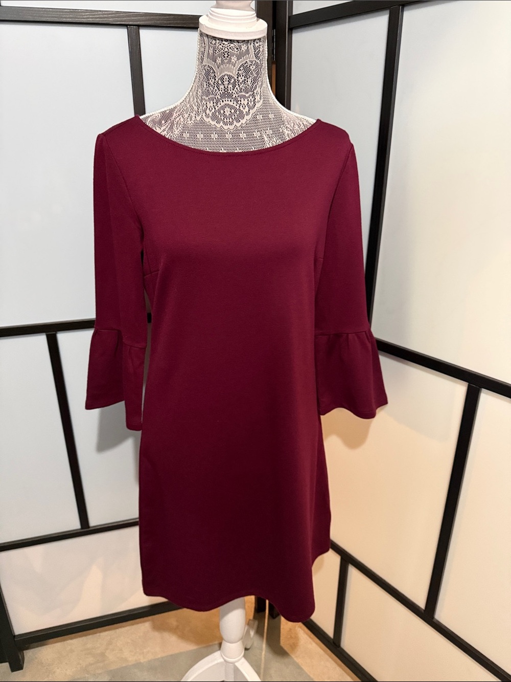 GAP Women's Burgundy Bell Sleeve Shift Dress